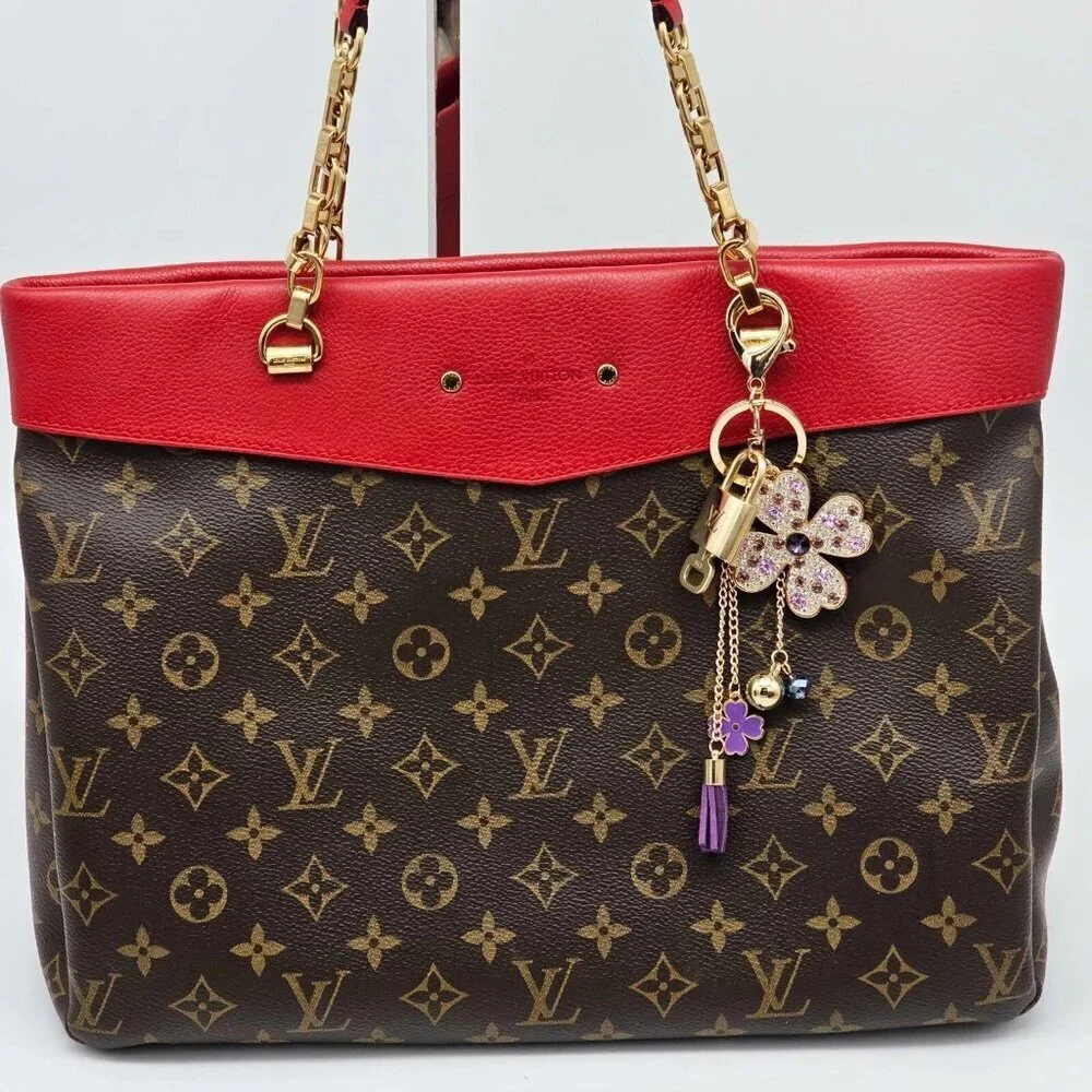 Authentic Louis Vuitton Lock & Key with unbranded Clover Flower Bagcharm 010726